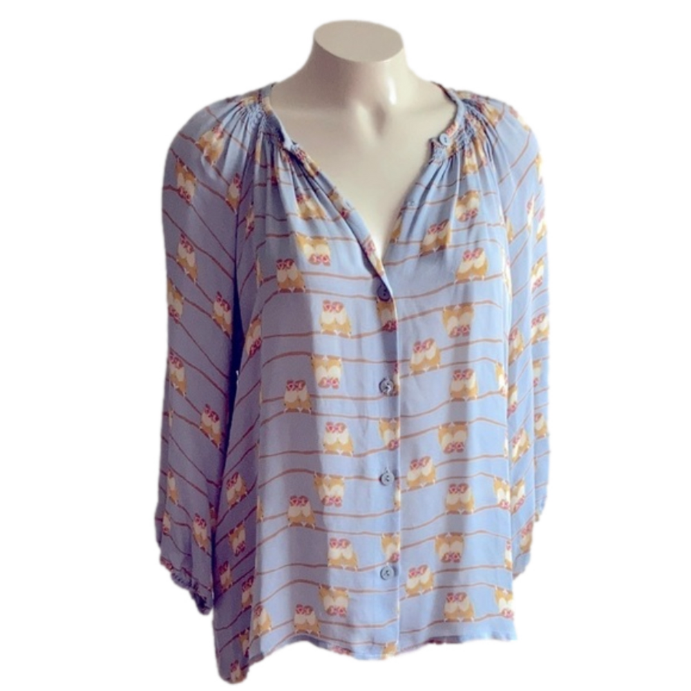 TUCKER 100% silk “blue gray lovebirds “blouse . SMALL. As is